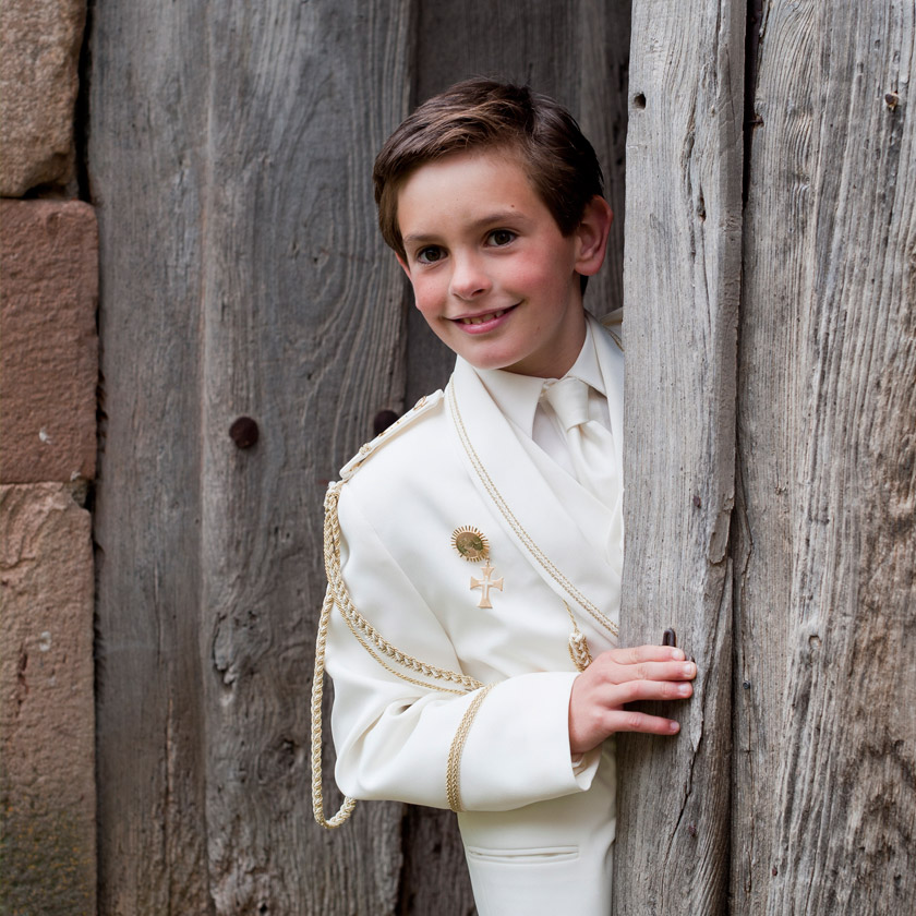 El día de su Primera Comunión